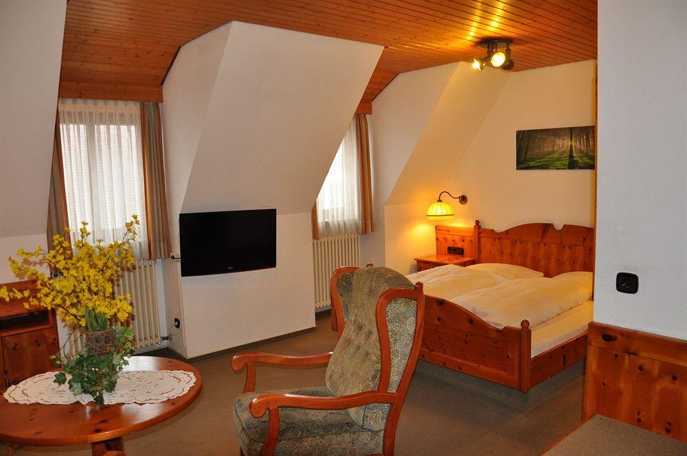 Gaestehaus Becher Donzdorf Экстерьер фото